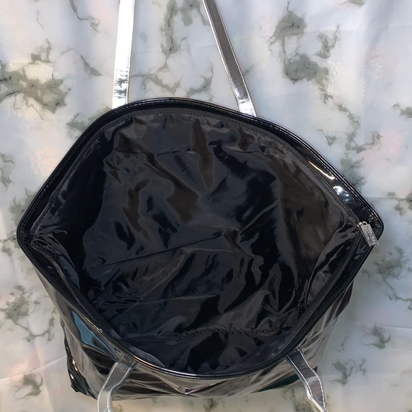 π Jimmy Choo Large Black Zipper Bag - Picture 5 of 15